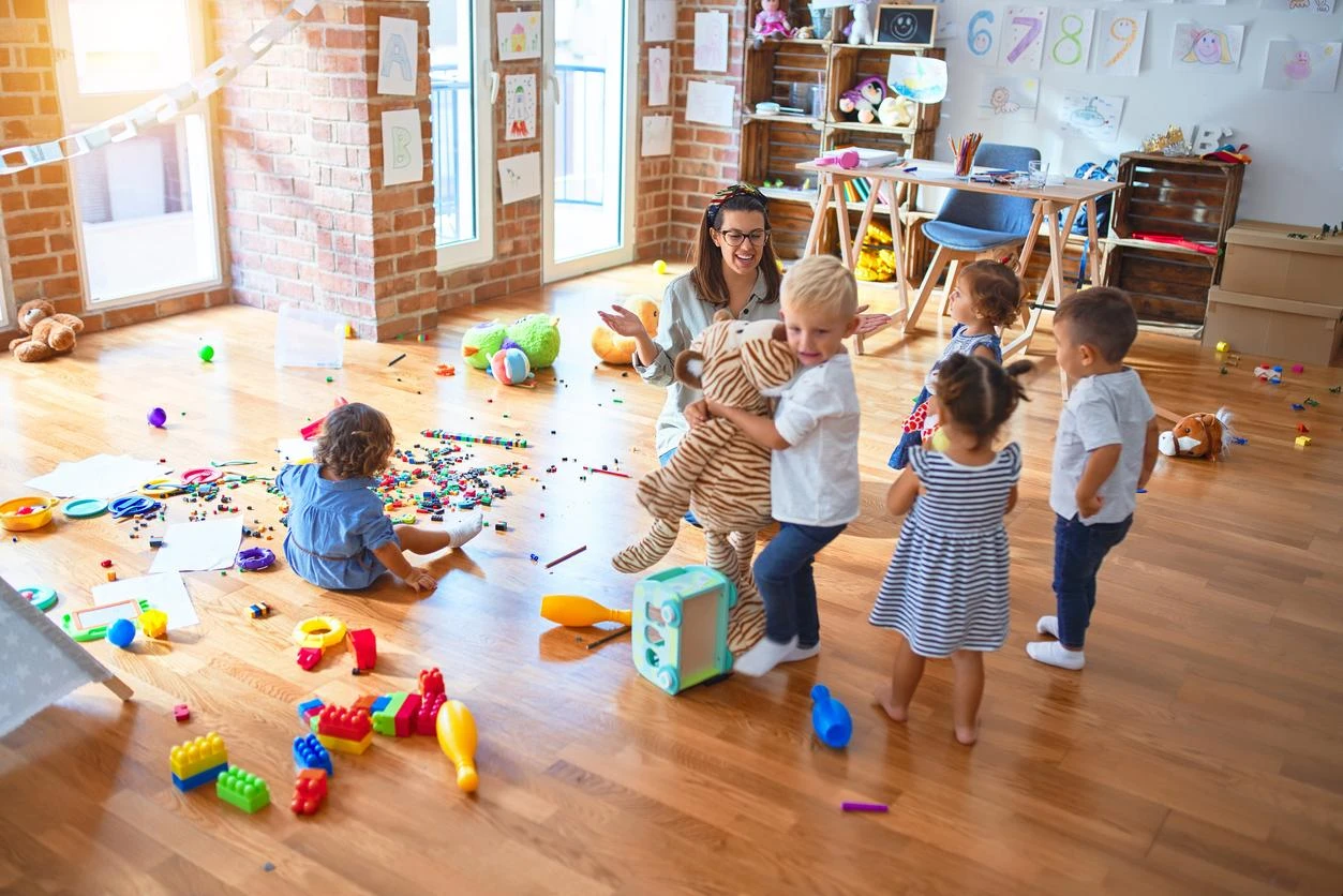 Niños, Juguetes & Bebes